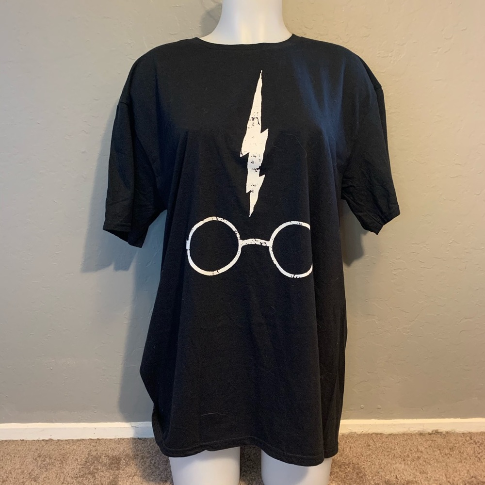 NWT - Harry Potter T-Shirt - L